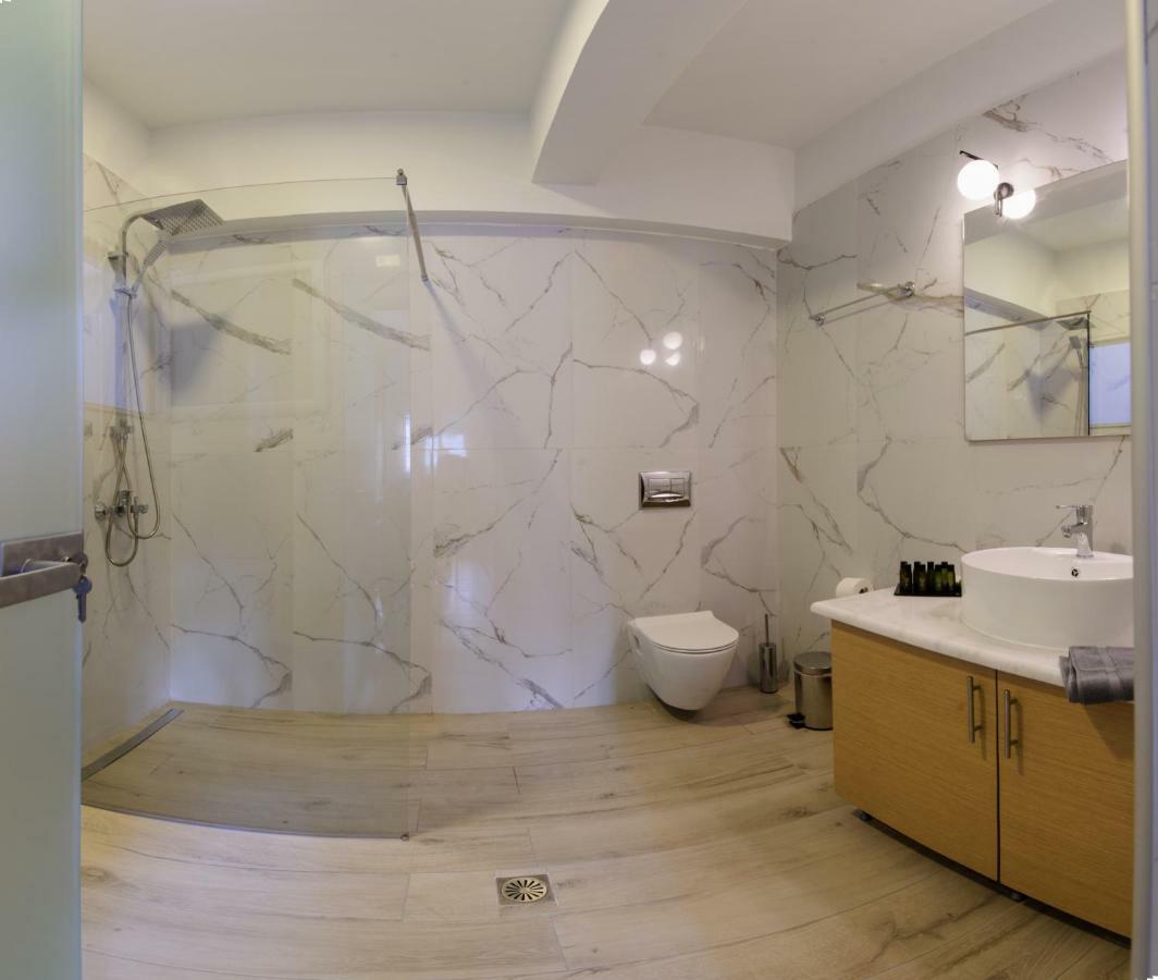 Status Luxury Apartments And Penthouse Parga Exterior foto
