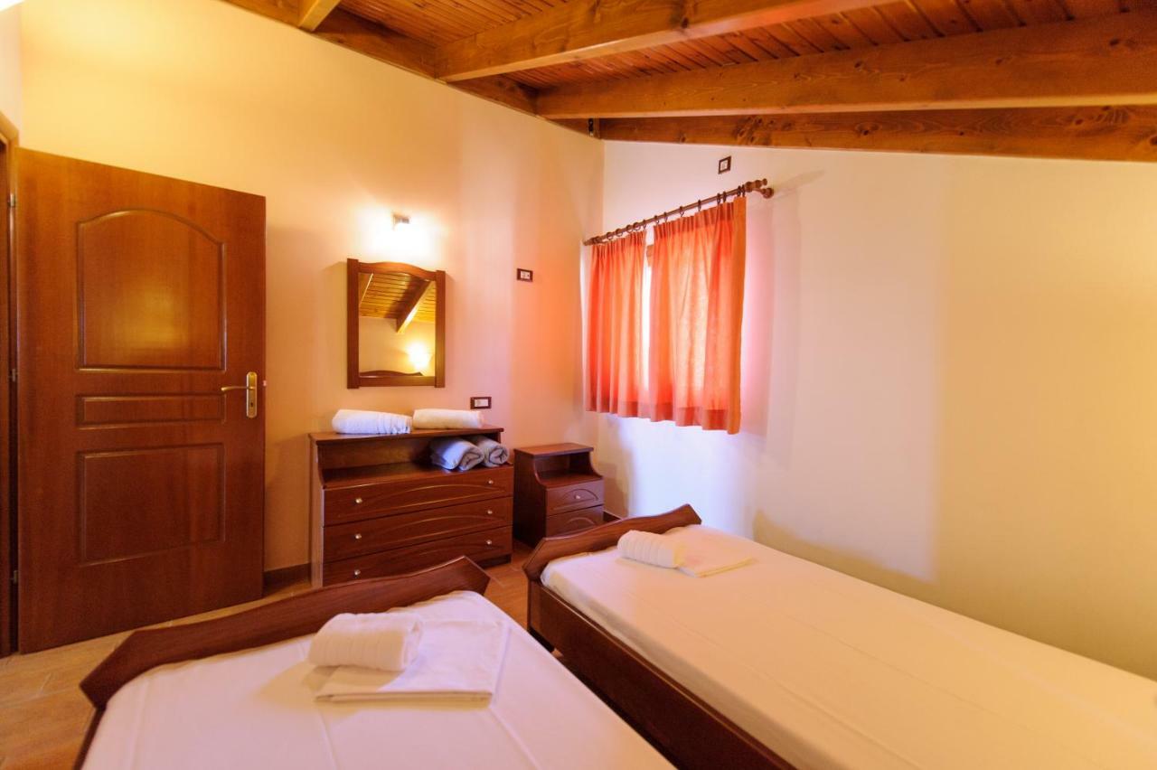 Status Luxury Apartments And Penthouse Parga Exterior foto