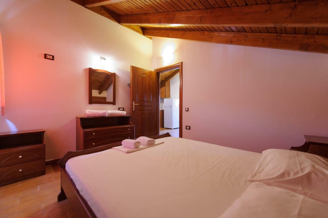 Status Luxury Apartments And Penthouse Parga Exterior foto